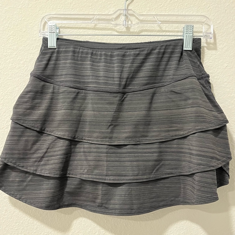 ATHLETA SKIRT- EUC